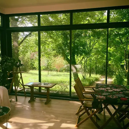 La Montagne Sud Bed & Breakfast
