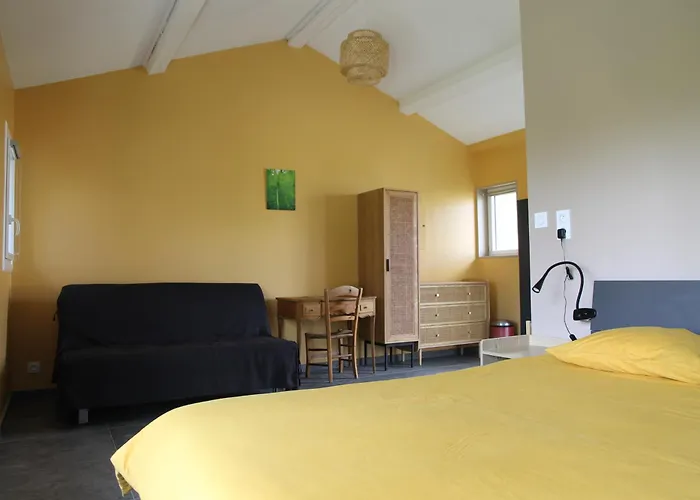 La Montagne Sud Bed & Breakfast *